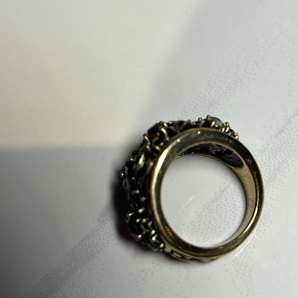 Heidi Daus ‘Fantasy in Flight’ ring - Picture 3 of 6